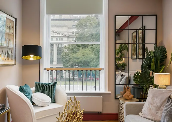 Urban Chic - Bloomsbury